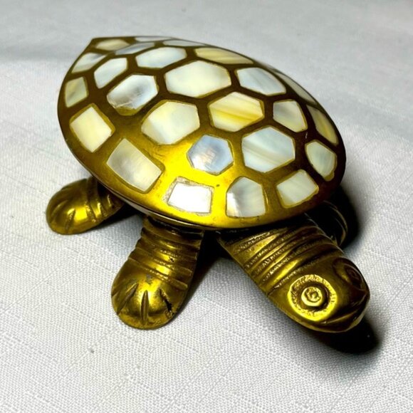 Brass Turtle Trinket Boxfooted ring dish with inlaid mother of pearl Vintage - Picture 1 of 7